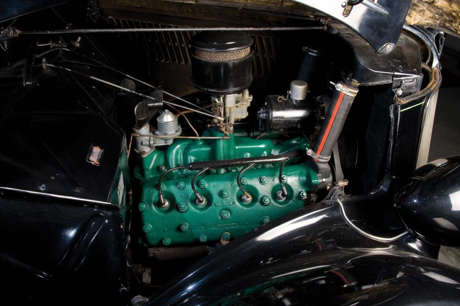  Ford DeLuxe 68 Roadster 1936 года  (фото 7 из 8)